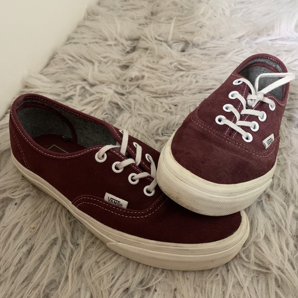 VANS - Picture 2 of 5